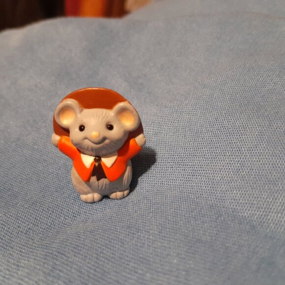 Hallmark 1990 Miniature Thanksgiving Figure - Picture 5 of 8